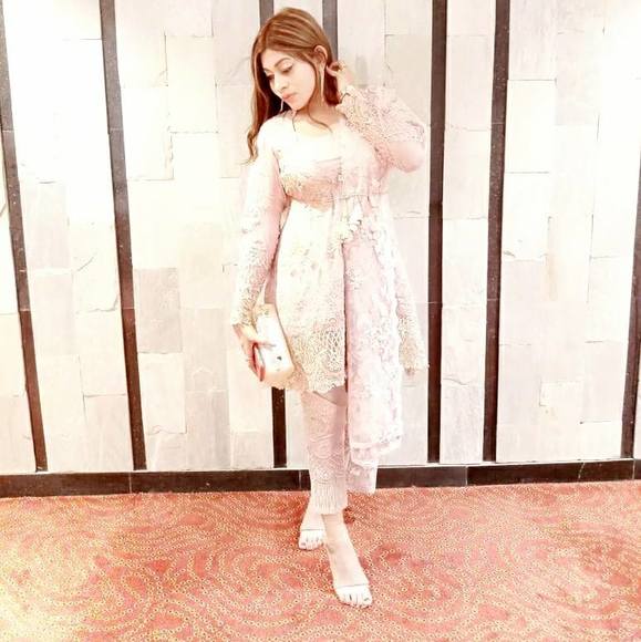 Meet your Posher, Mehzabeen - Picture 1 of 1